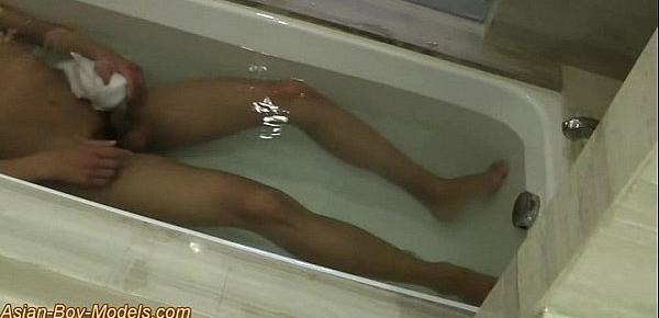  Lean Smooth Asian Boy Bath